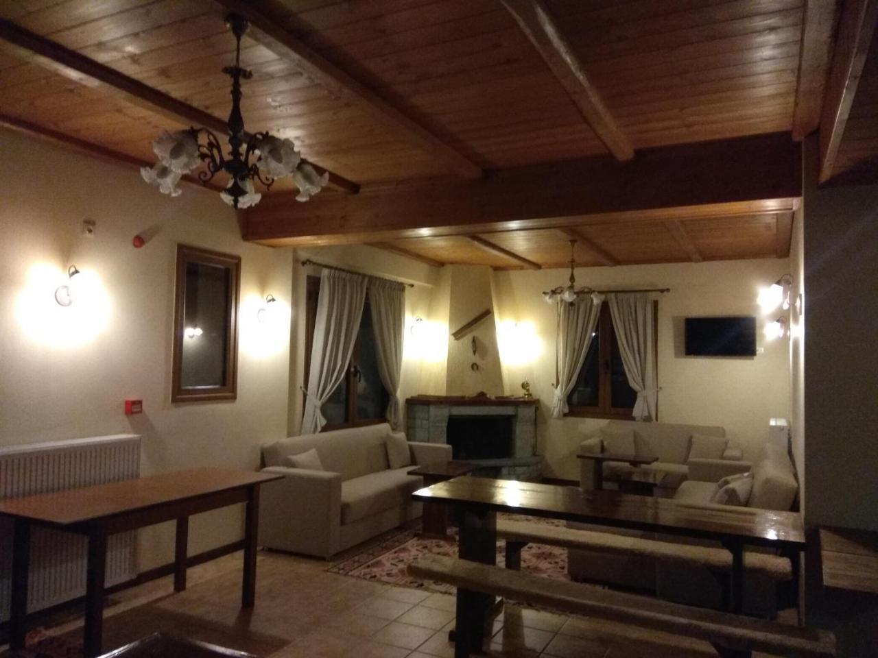 Panorama Vytinas Hotel Buitenkant foto